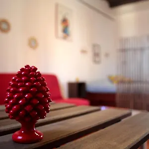 https://wood-house.palermohotels.org